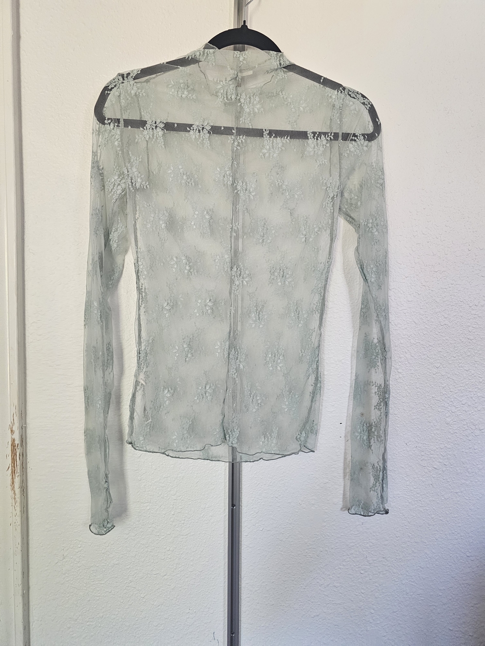 Free Peole Lace Turtleneck - Picture 4 of 4
